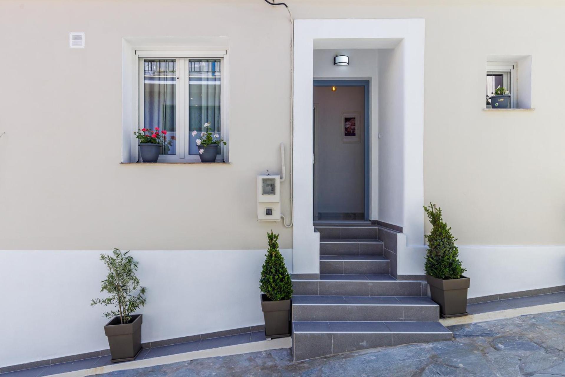 Apartment House Victoria Skopelos Town